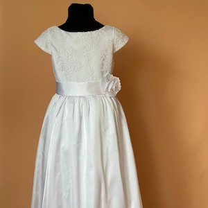 First Holy Communion Dress, Short Sleeve Communion Dress, White Flower Girl Dress, Communion Dress.