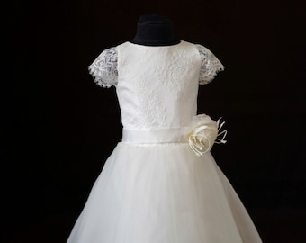 Flower girl dress. Birthday dress.First Communion Dress