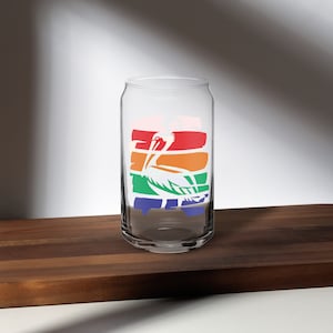 Can-shaped glass with Pelly logo