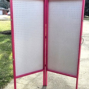 Large display cases | paparazzi | mobile display case | traveling display cases | display boards | display stands | display