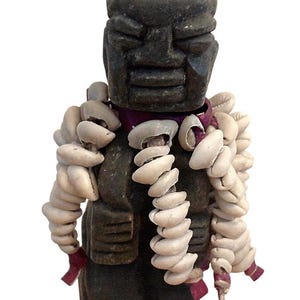 7 inch hoog authentiek Yoruba 80 plus kaurischelpen Ere Esu Alaje spiritueel standbeeld