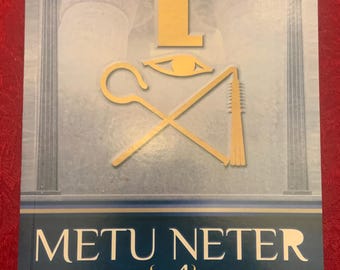 RARE Metu Neter La resurrección de Ausarian La guía diaria de meditación de los iniciados Vol 4 Por Ra Ur Nefer Amén