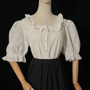 Vintage White Blouse, Vintage Blouse With Lace, Wide Sleeves Vintage White Blouse, Vintage Blouse With Lace, Wide Sleeves