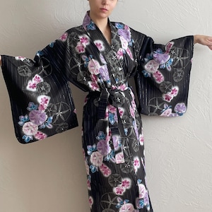 Vintage Japanese kimono | Authentic tradition black Yukata with sakura / cherry blossom pattern | 100% cotton | One size S/M/L