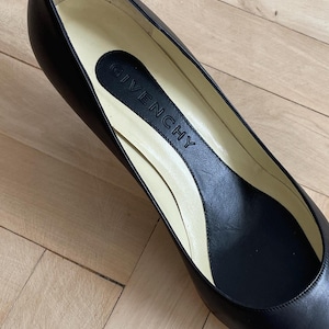 Vintage Perlmutt Perlmutt schwarze Schuhe | Retro-Stil Kitten Heels Pumps | 90er 00er Jahre Elegante Schuhe mit spitzer Schuhspitze | Größe 40 Bild 5