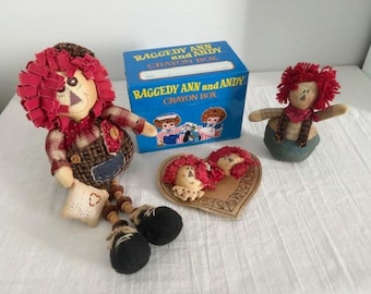 Vintage Raggedy Ann Dolls and Crayon Box: Bundle of 4