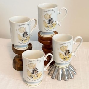 Vintage -Holly Hobbie - Pedestal Coffee Mugs - Someone to Care For - set of 4