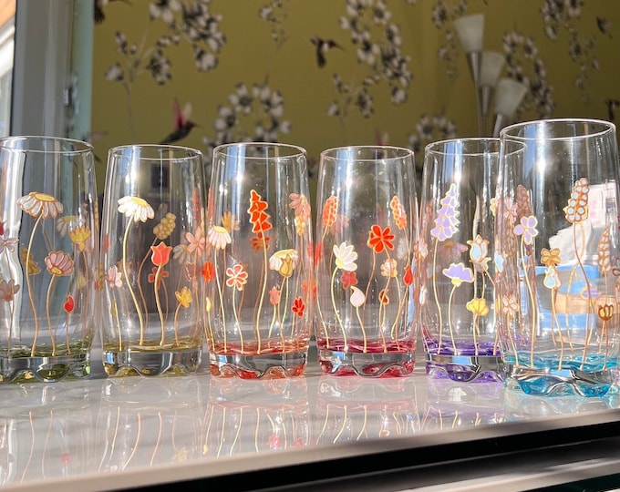 dishwasher safe handpainted glass tumblers, colorful drinking glass, unique housewarming birthday gift for mom, cocktail floral cheerful gif