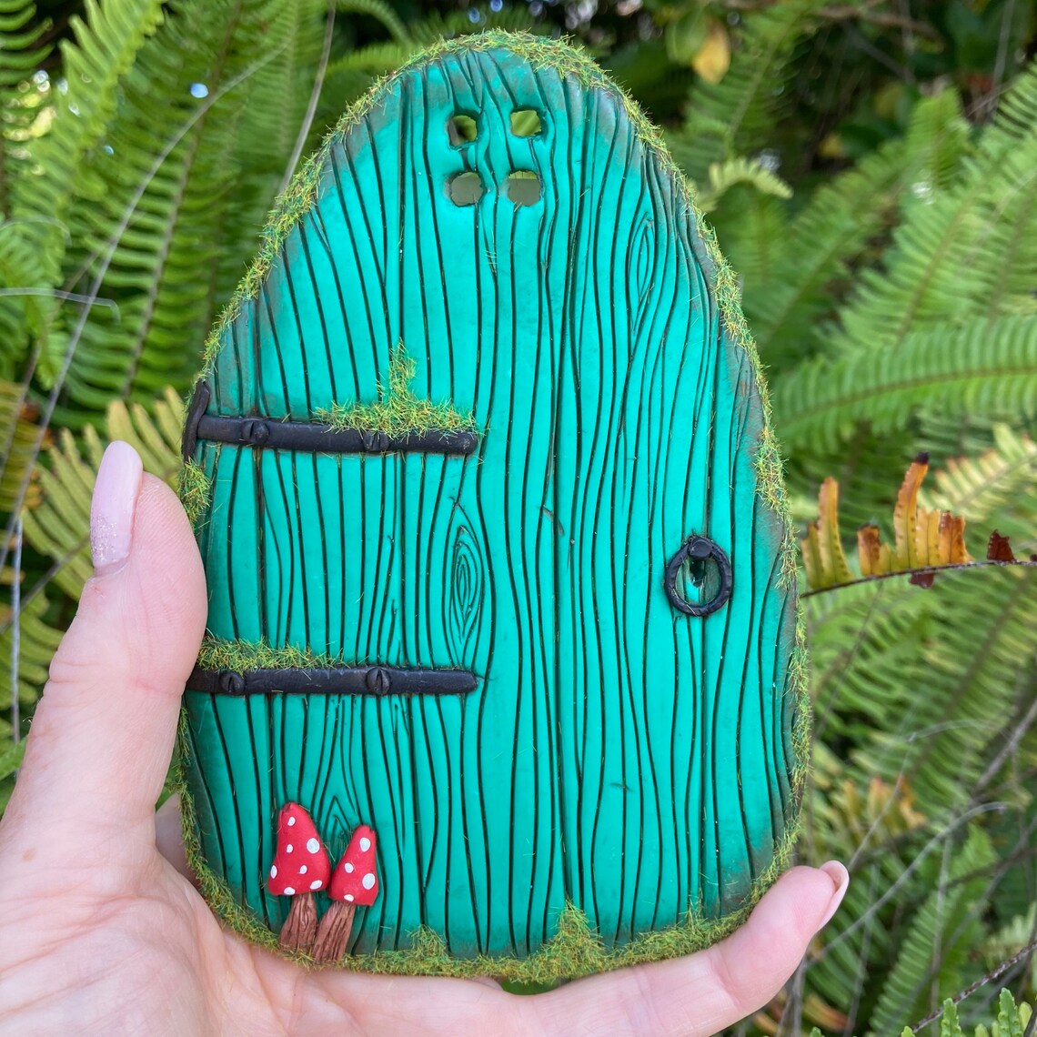 Puerta de hadas grande puerta verde de la fachada tamaño | Etsy
