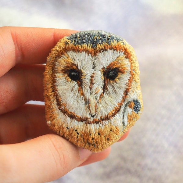 Barn Owl  Brooch  Hand Embroidery Pin, Handmade Brooch, Barn Owl Portrait, Tyto Alba, White Owl