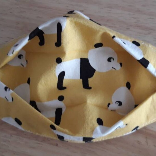 Masque en tissu pour enfant modèle Afnor avec pince nez et élastiques confortables