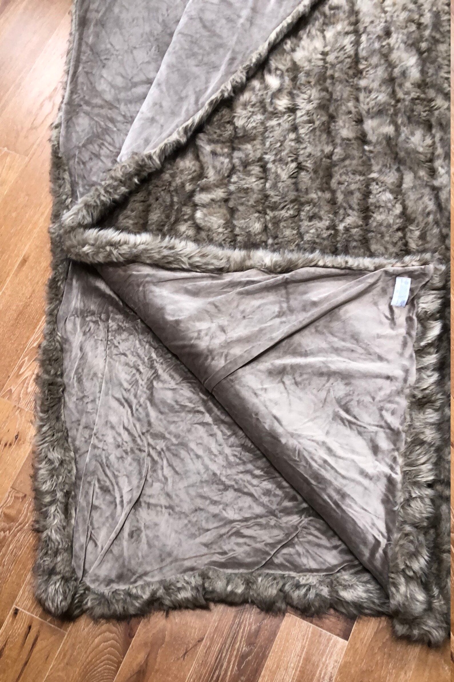 Luxe Restoration Hardware Faux Wolf Fur Queen Sized Blanket & Etsy
