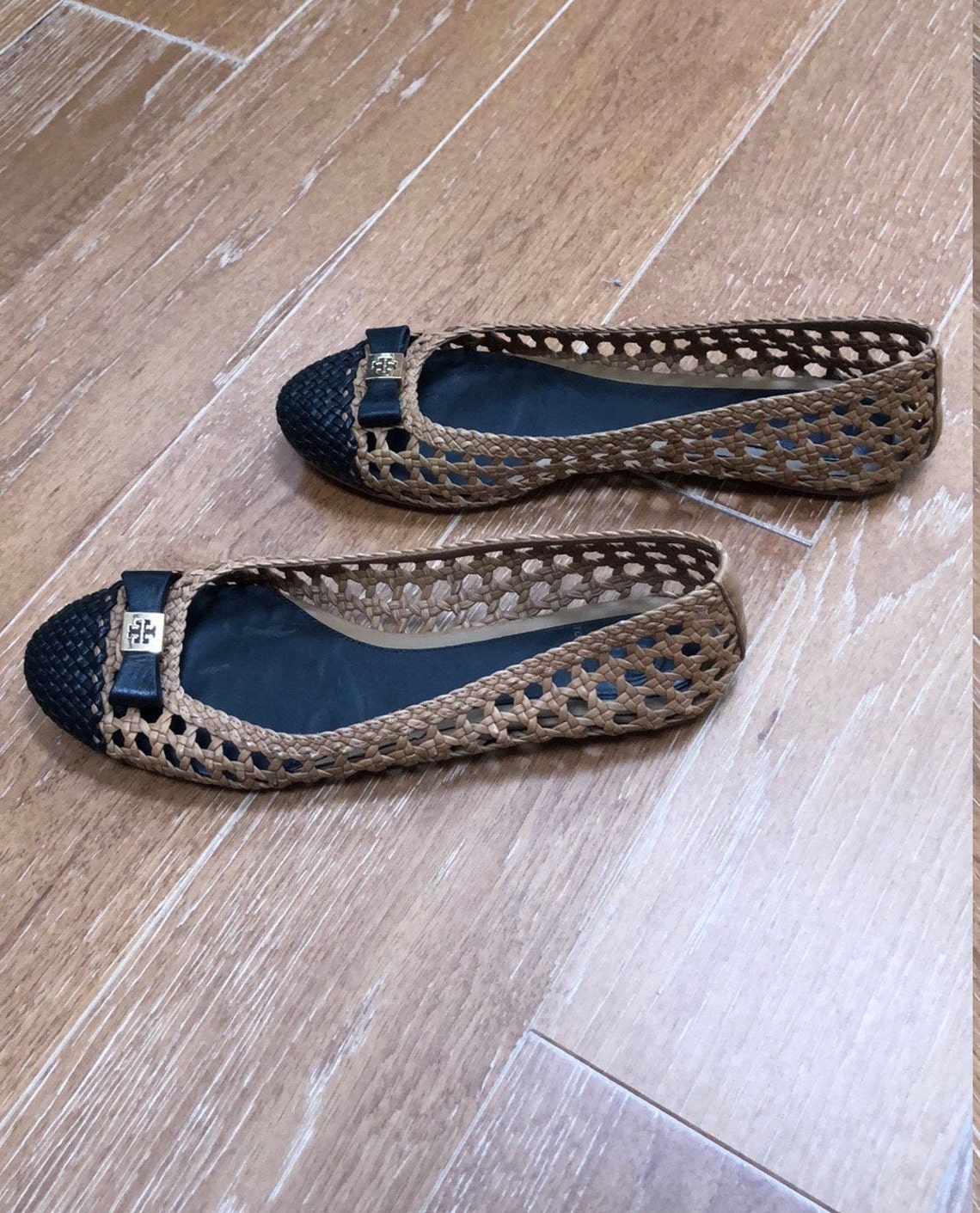 tory burch basket weave flip flops