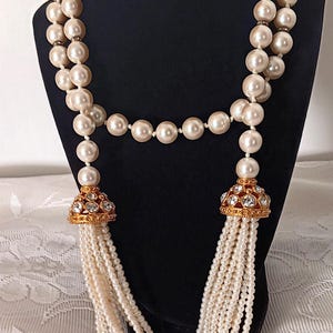 Lariat faux Pearl and Crystal Tassel Vintage Neclace