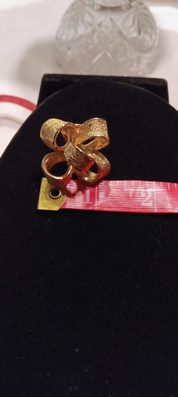 Kenneth J Lane  Gold Tone Bow Earrings. - image 5