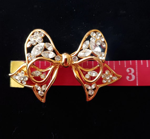 Nolan Miller Crystal Bow brooch - image 2