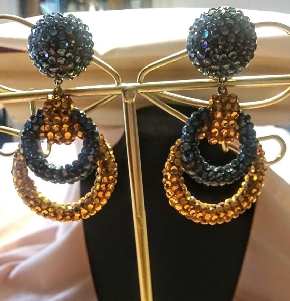 Vintage Austrian Crystal dangle 90's Lg Earrings - image 1