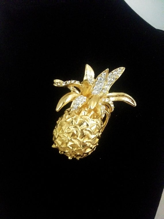 Kenneth J Lane " KJL"  Pinapple Brooch