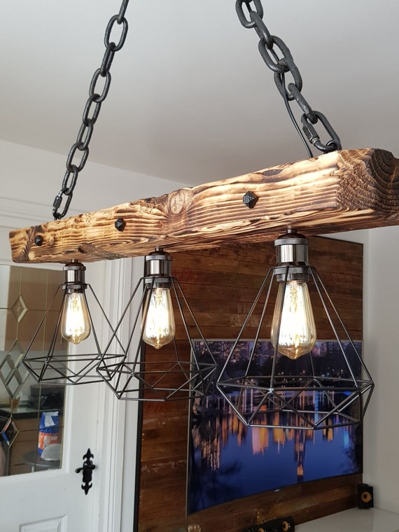 Lampada a sospensione in legno / Lampadario rustico / Illuminazione in  stile fattoria / Lampada con trave in legno / Lampada in stile industriale  -  Italia