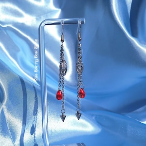 Grunge Chain Earrings | alt goth punk edgy silver | by The Berry Box Shop