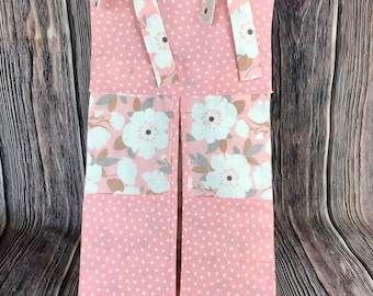 Empileur de couches fleur, porte-couches, porte-couches, accessoires de chambre de bébé, cadeau de baby shower, cadeau bébé, rangement de couches, organiseur de couches