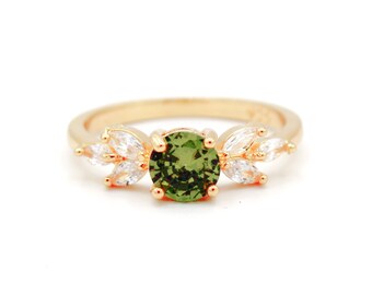 DTZH Rings Jewellery Womens Rings Austrian Alloy 1 Green Zircon Ring Material Alloy DTZH Rings Jewellery Womens Rings Austrian Alloy 1 Green Zircon Ring Material Alloy