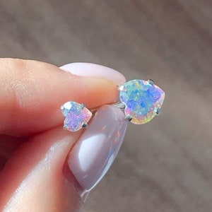 Belly Jean - Opalescent Heart Belly Button Ring, Iridescent Navel Piercing, Clear Belly Button Jewelry, 14G 10mm Opal Bar, Body Jewelry