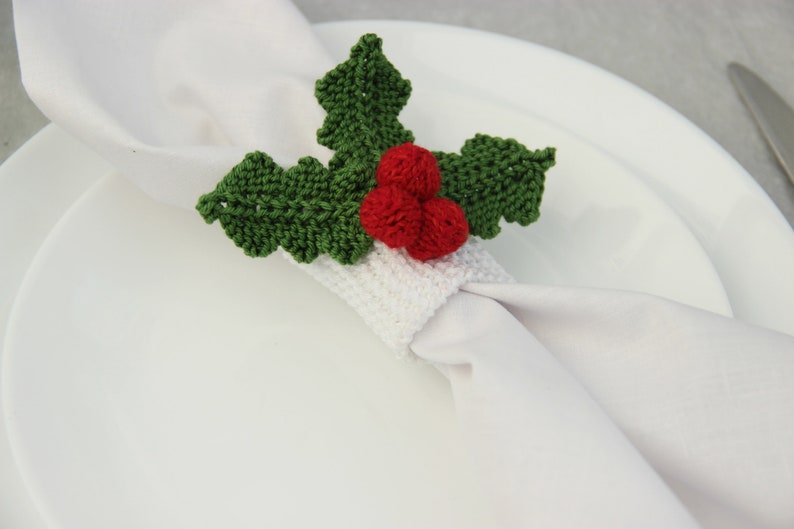 Holly Napkin Ring Knitting PATTERN Christmas Napkin Holders Etsy