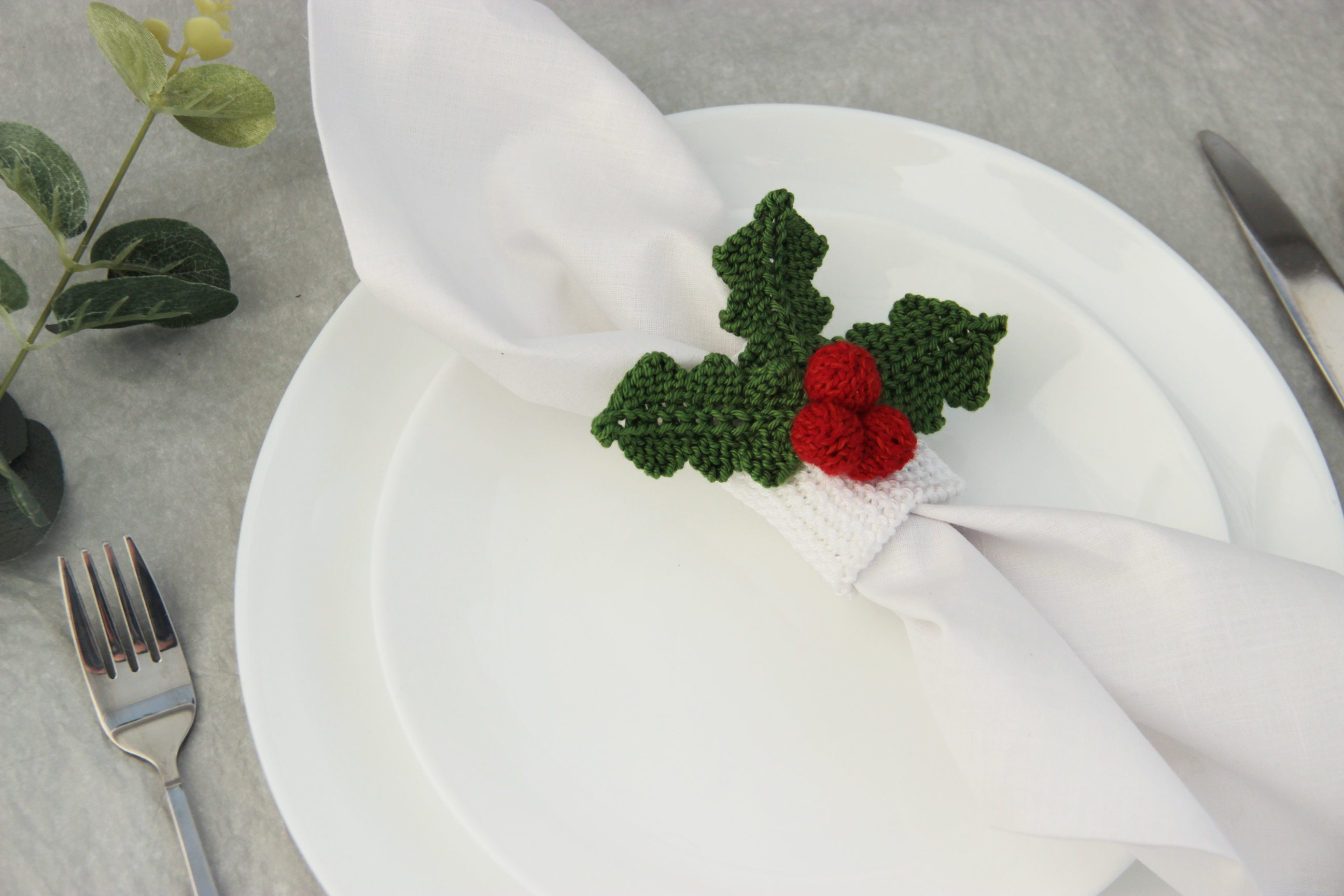 FREE Holly napkin ring knitting PATTERN Christmas napkin Etsy