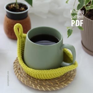 Knitted Leaf Coaster Pattern PDF, Beginner Friendly Mug and Rug Hot Pad Knit Pattern, Cozy Home & Kitchen Decor DIY Gift