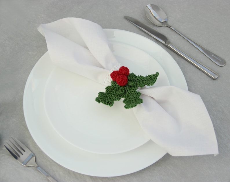 Holly Napkin Ring Knitting PATTERN Christmas Napkin Holders Etsy