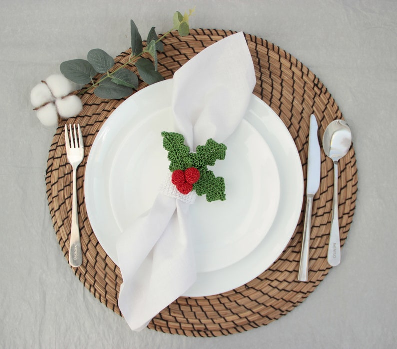 Holly Napkin Ring Knitting PATTERN Christmas Napkin Holders Etsy