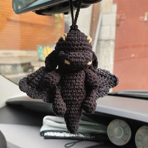 Schwarzer Drache • Cryptid Beschützer • Rückspiegel Anhänger • Cooler Anhänger