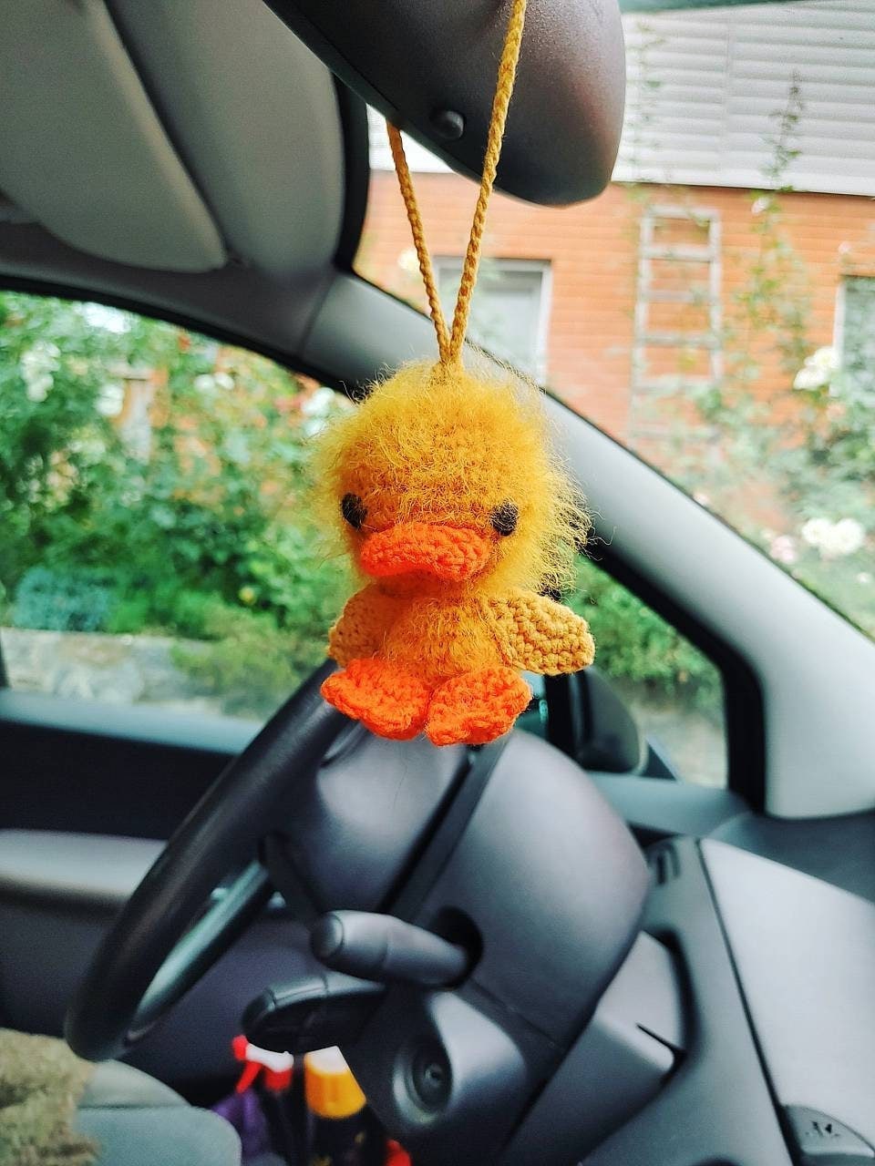 Sanrio 1/2 pezzi Ornamento da appendere per auto a forma di anatra