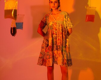 Klänning med utsvängd lapptäcke, tryckt färgglad lapptäckeklänning, lapptäcke, tillverkad i Indien, handtryckt klänning med blockmönster, klänning med lappmönsterdesign och blockmönster