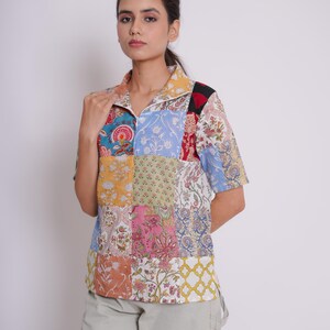 Lapptäcksskjorta, Tryckt färgglad lapptäcksskjorta, Lapptäcksskjorta tillverkad i Indien, Handtryckt skjorta med blockmönster, Lapptäckt design, Blocktryckt skjorta bild 6
