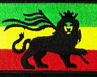 WOVEN PATCH RASTA AFRICA JAMAICA REGGAE LION OF JUDAH IRON ON/SEW ON 
