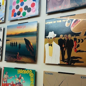 Vinyl Record Wall Display Brackets - Showcase Your Album Art (Black, White, Clear)