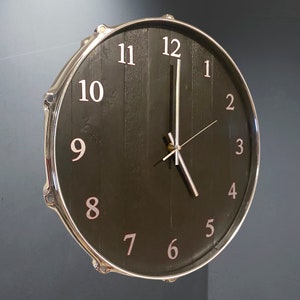 14" Classic Black Drum Hoop clock