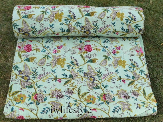 Queen Size Hand Block Printed Kantha Quilt Reversible Sari Throw Kantha Blanket Bed Spread Bedding Sheet Ethnic Home Decor Bed Cover