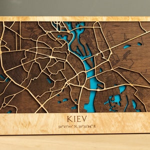 Kiev Holz Karte | 3D Stadtplan | Straßenausschnitte aus Holz | Hauptstadt der Ukraine Holz Karte | Kyiv Ukraine 3D Laser cut Landkarte | Einzigartiges Geschenk