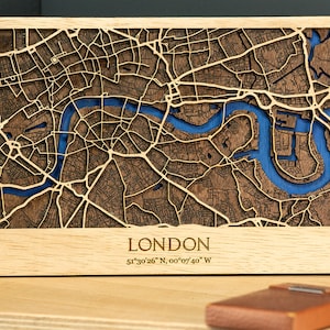 London Straßenkarte aus Holz | 3D Stadt Karte | Straßenausschnitte aus Holz | 20x12" London Holz Karte | Laser Cut | UK Capital - Geburtstagsgeschenk