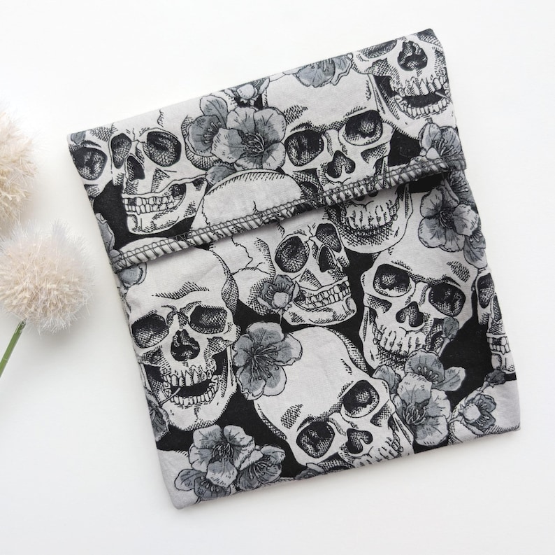 Waterproof Cloth Pad Wrapper: Cotton & PUL Reusable Pouch Skulls