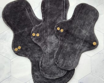 Black Organic Bamboo Velour Cloth Pads - Eco Friendly & Non Toxic