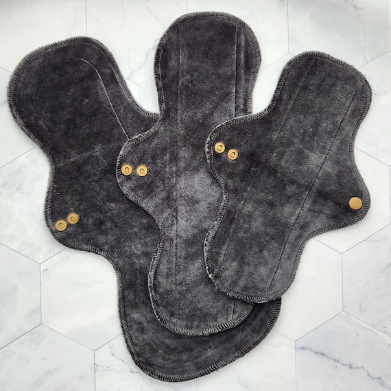 Ultra Soft Black Organic Bamboo Velour Cloth Pads - Eco Friendly & Non Toxic