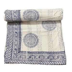 Circle Kantha Bedspread - Blue