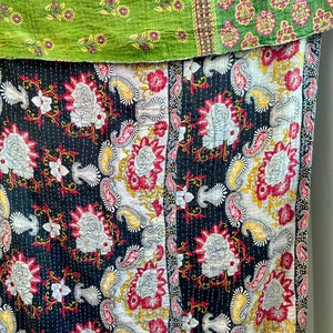 Indischer Vintage-Kantha-Quilt, Großhandel mit böhmischen Decken und Überwürfen Bild 7