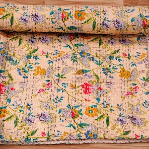 Prachtige, unieke Indiase kantha quilts Beige