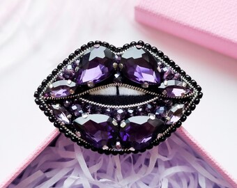 Red lips brooch for women 21th birthday gift Beaded wine red kiss brooch Blue lips pin beads Trendy jewelry Beadwork blue brooch Reel cute