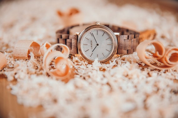 LAiMER Orologio in legno Delicate Ladies Quartz Wristwatch | Etsy Italia